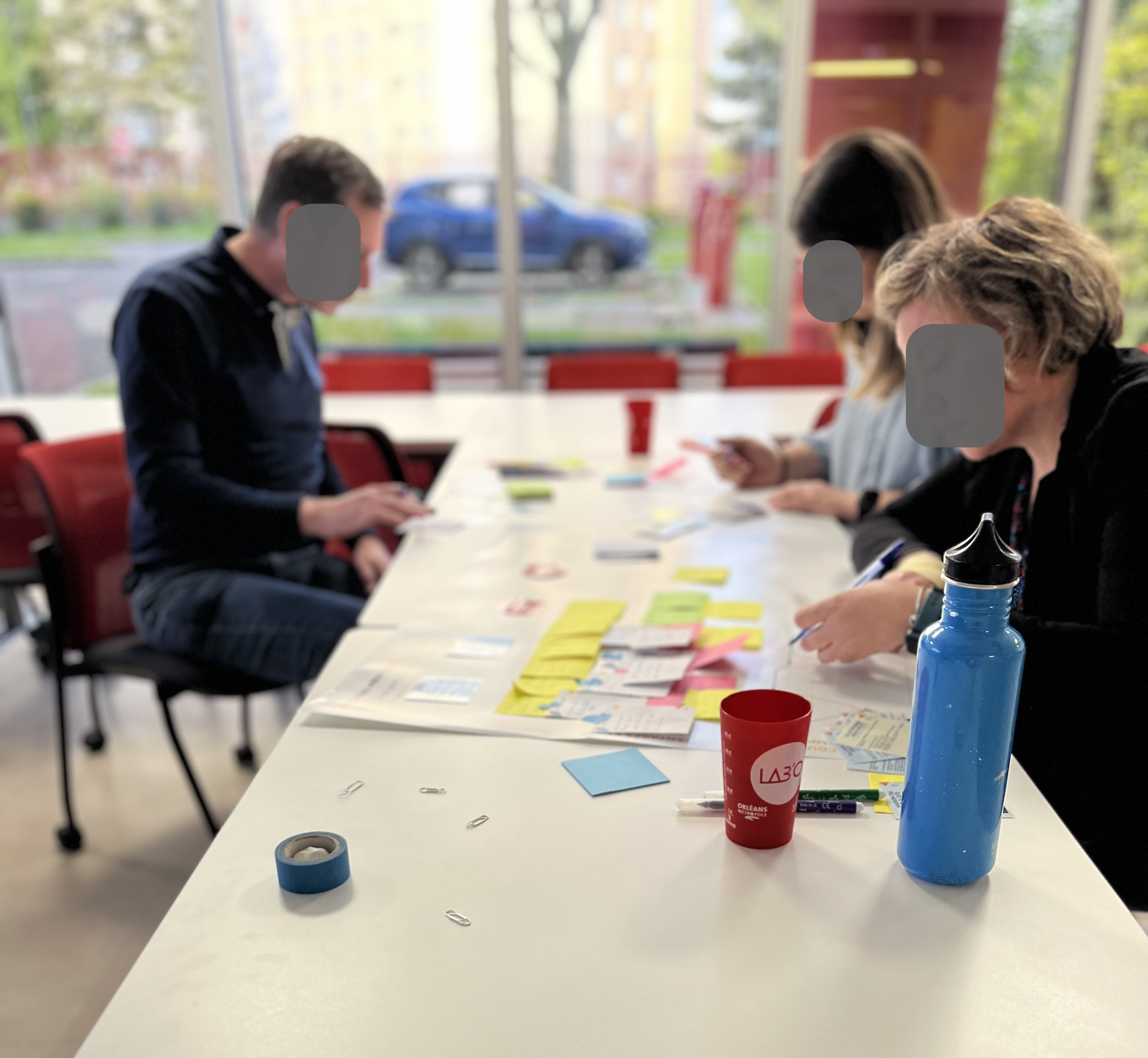 Les focus groups : Guide complet pour optimiser votre recherche utilisateur Pistache design UX UI france 